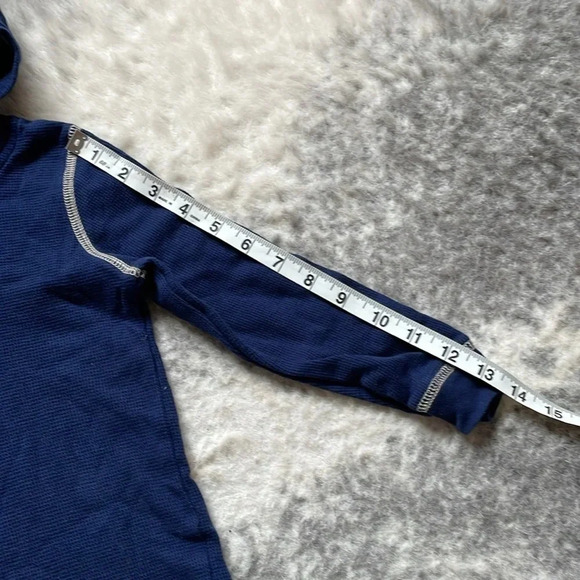 Carter’s waffle shirt - Picture 5 of 6